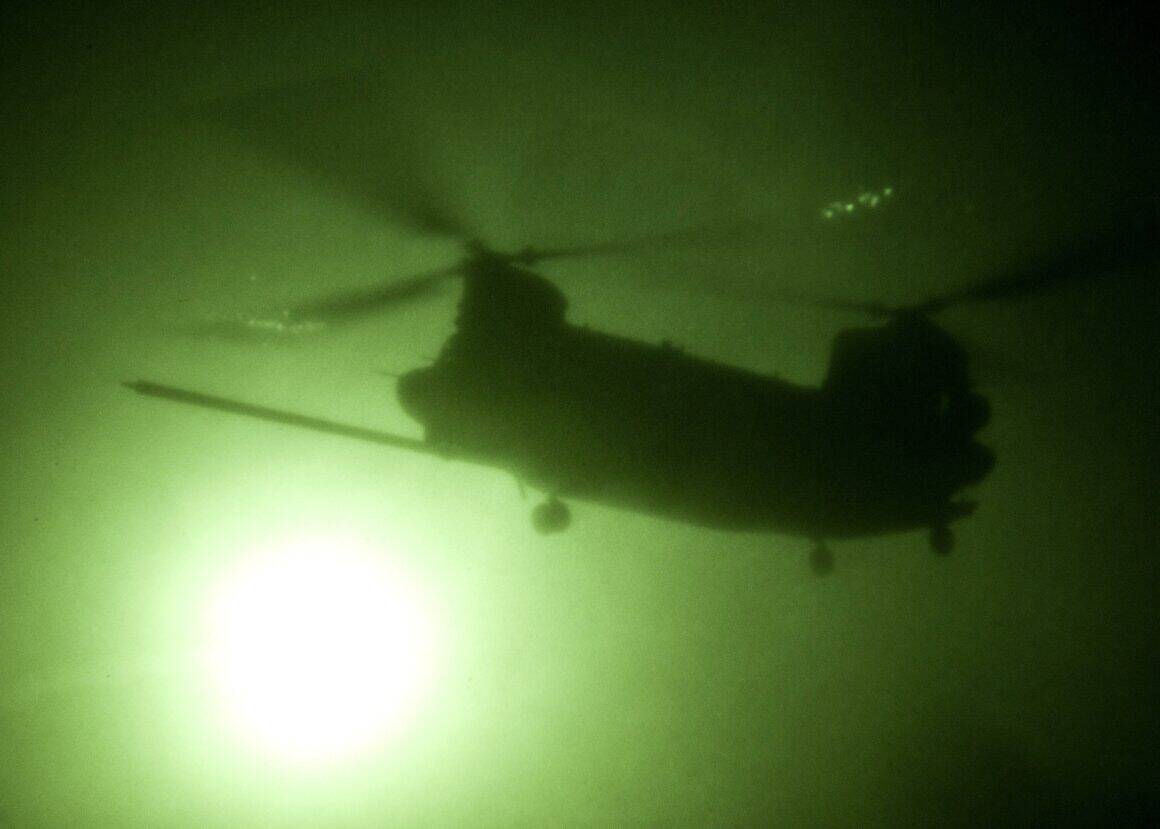 MH-47 Chinook helicopter