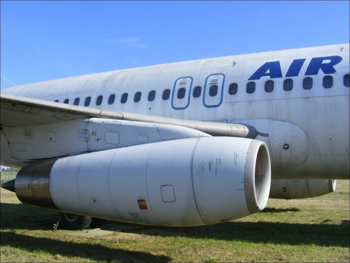 Dassault Mercure engine